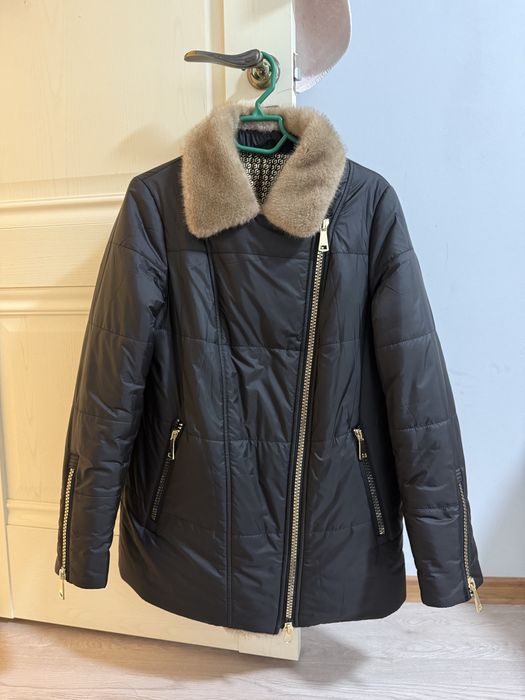 Куртка женская стильная