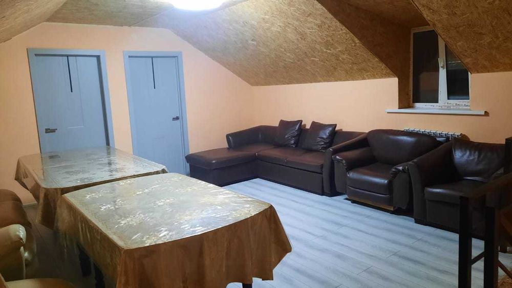 2-х этажный домик недалеко от центра