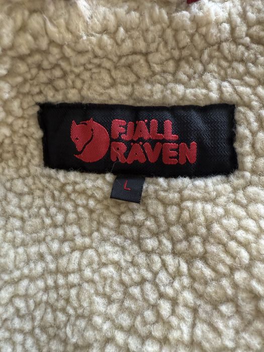 Jacheta Fjall Raven , autentica