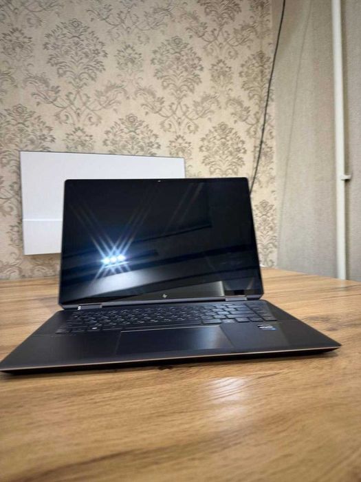 Продаётся ноутбук HP Spectre x360