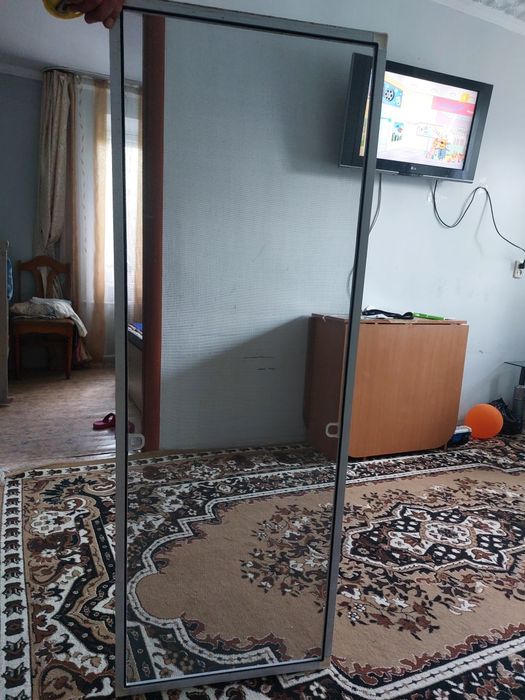 Продам москитную сетку.

Размер: 50×138 см.