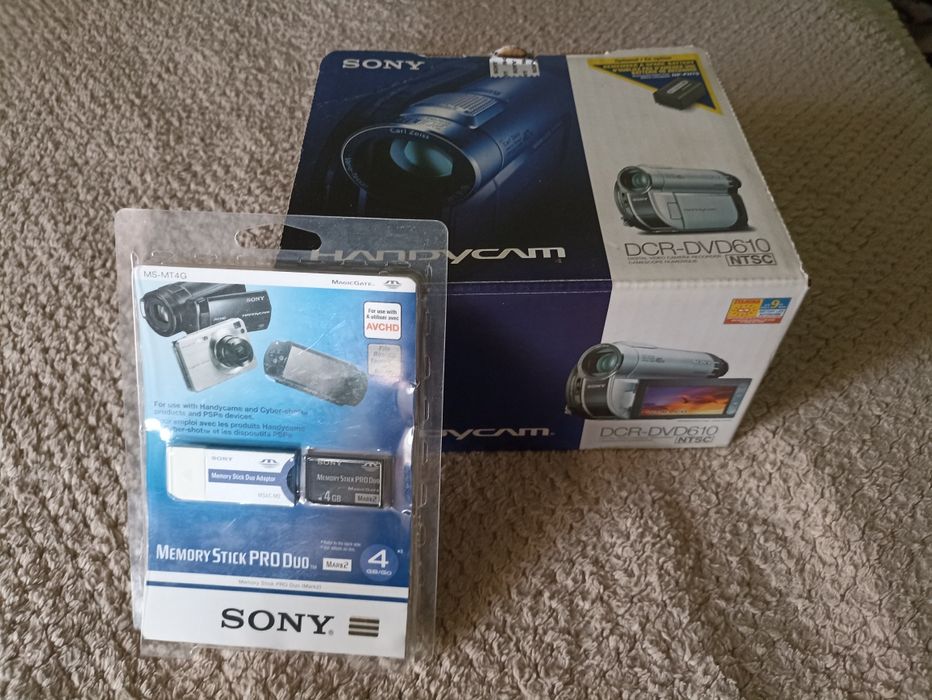 Sony Camera DCR-DVD610 и Memory Stick PRO Duo
