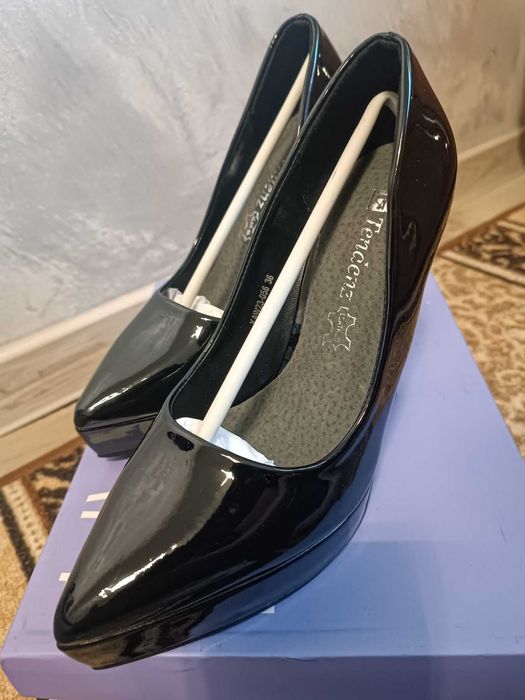 Токчета лъскави 36 номер