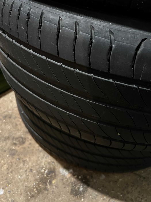 215 55 R17 94V летни гуми 4 броя Michelin Primacy