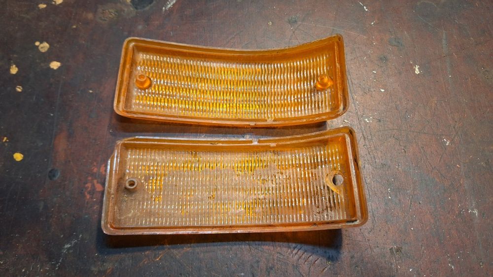 Фар и мигачи за Mercedes T2 бус 407, 408