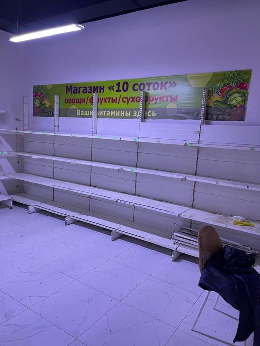 Торговый стеллаж б/у