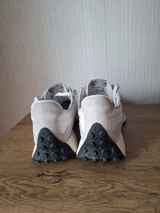 New Balance 327 маратонки 46 номер.