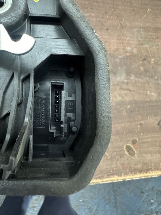 Broasca usa stanga dreapta yala fata spate bmw f10 f30 x3 f25