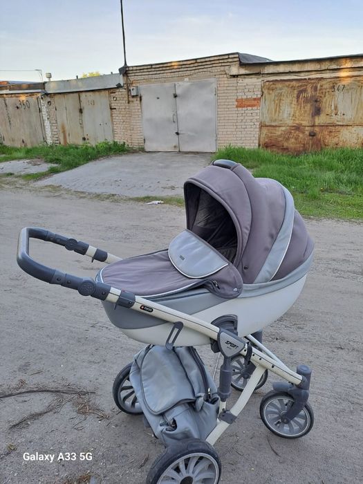 Продам детскую коляску
