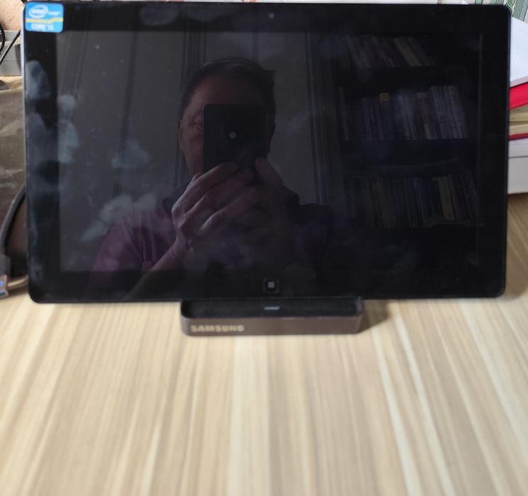 Ппродам планшет Самсунг