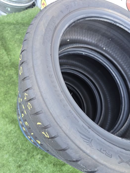 225 45 17 dunlop