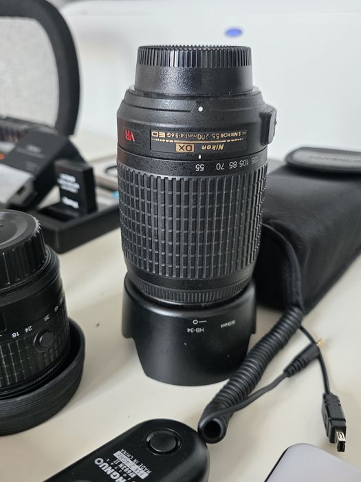 Nikon D5600 пълен комплект с 3 обектива и аксесоари