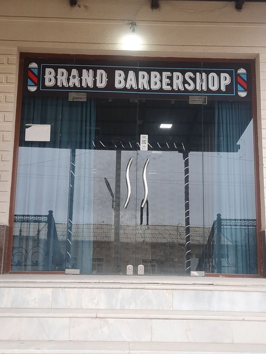 2,70:3метрли витраж эшиклар сотилади