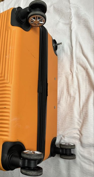 Голям Куфар sky flite london