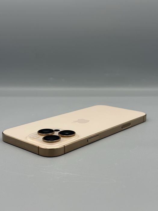 iPhone 16 Pro Max | 256 GB | MDM | Baterie 100% | 18 Cicluri