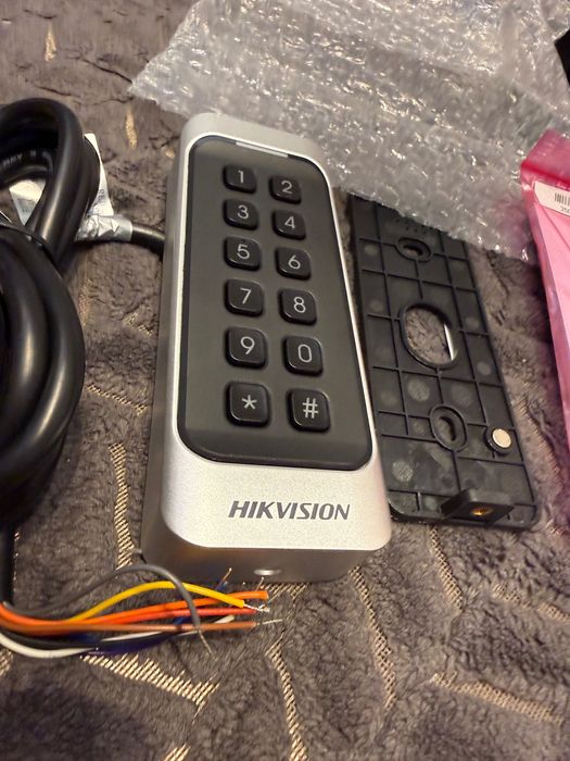 Безконтактен четец за карти DS-K1107AMK Nikvision