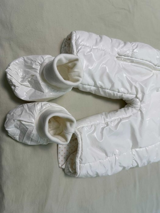 Страхотен зимен бебешки ескимос -космонавт за момиченце