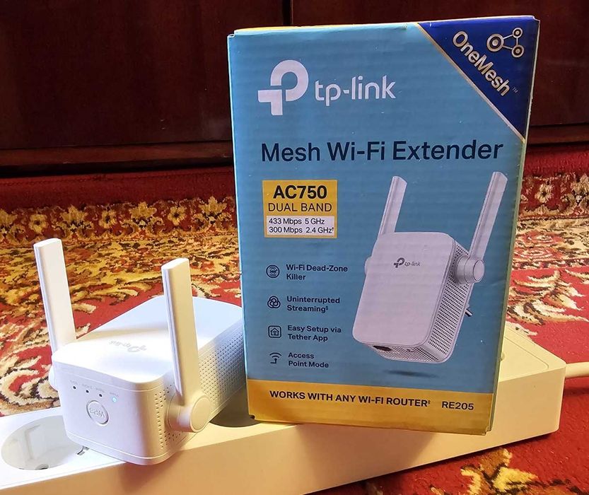 TP-Link AC750 Wi-Fi Extender RE205