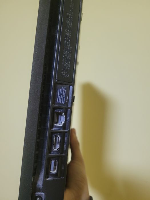 Playstation 4 slim ps 4 plastation