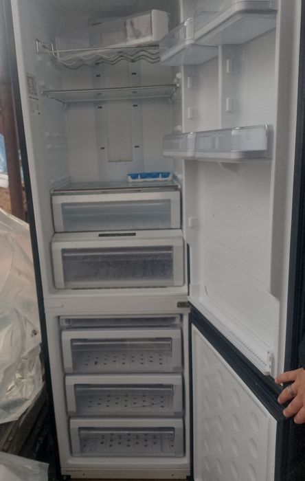 Продам холодильник
