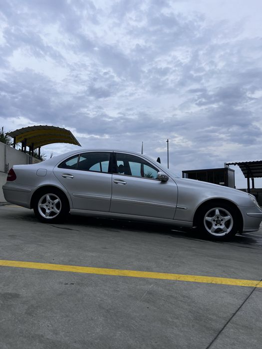 Mercedes Benz E 220