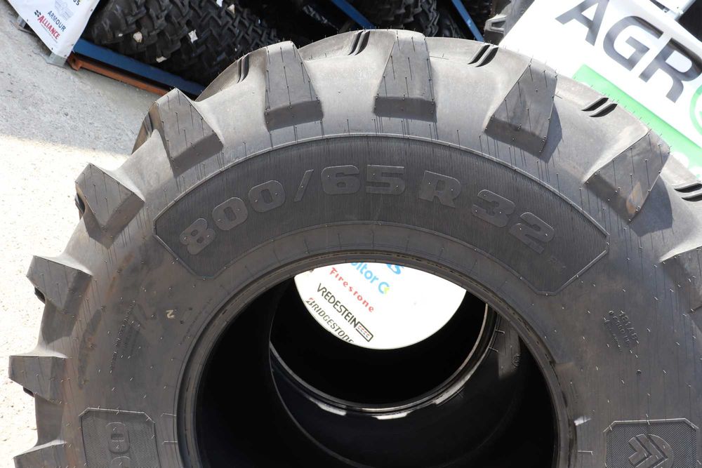 Cauciucuri 800/65R32 Ascenso A181A Noi radiale pentru Combina