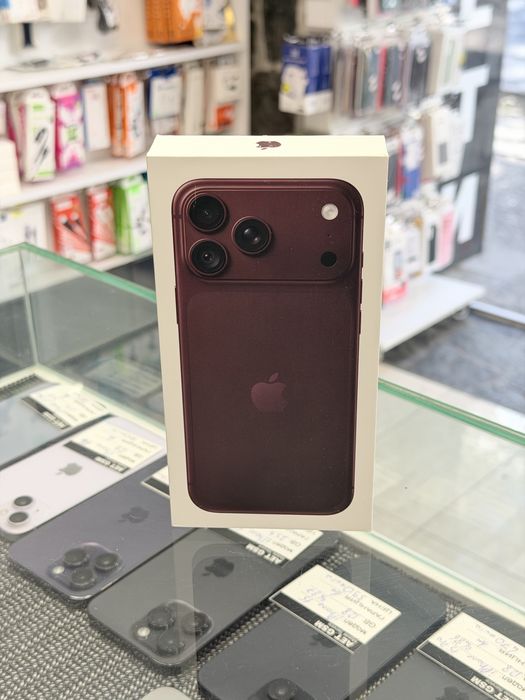 Apple iPhone 18 Pro Max 256GB Burgundy!
