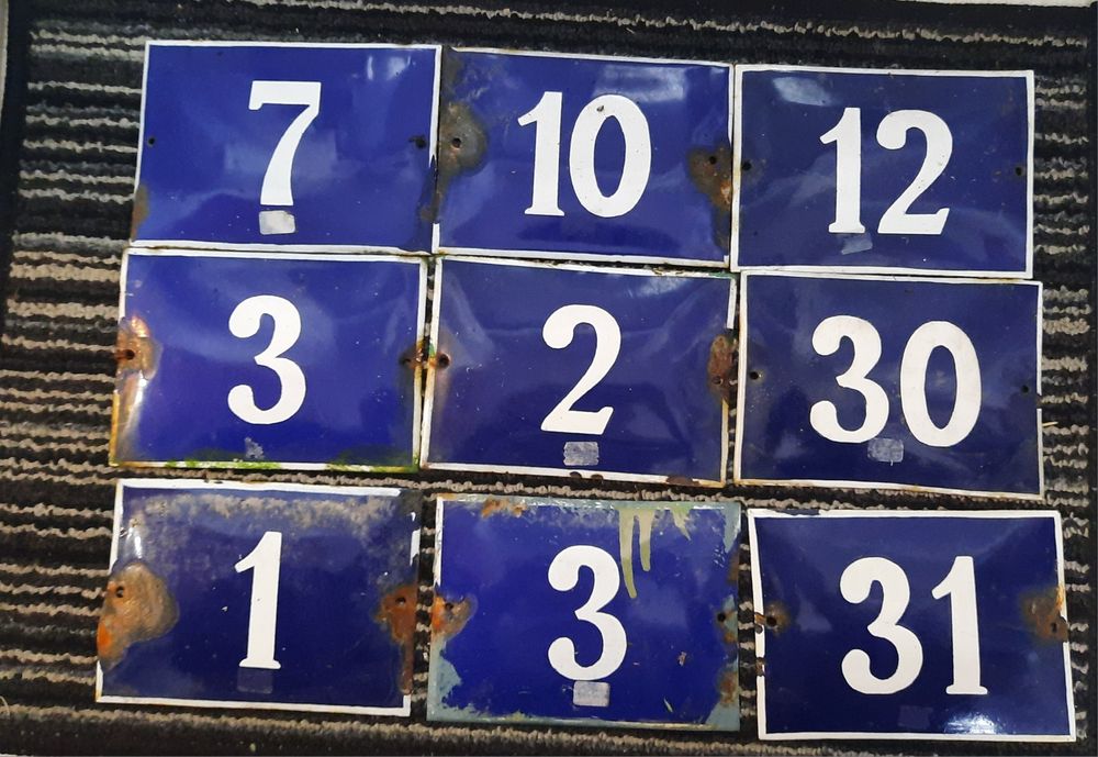 Емайлирани стари табелки