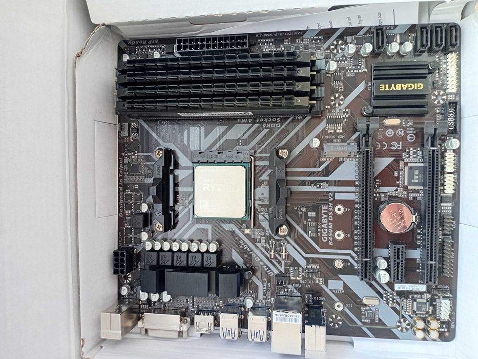 Комплект ам4 (проц.+ мат.+ озу.)