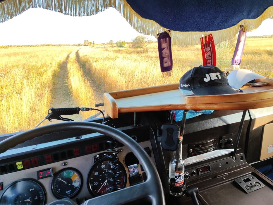 Продам Даф 8 тонник термос