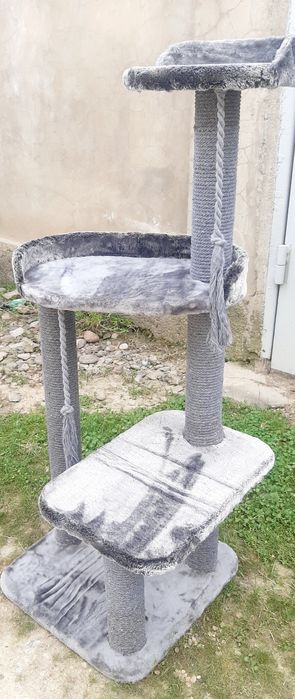 Новый Дом когтеточка для котят и кошек. Высота изделия 1.10см.