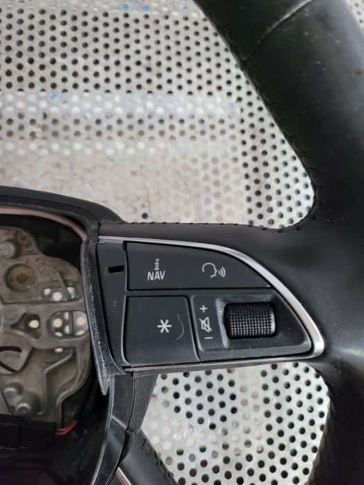 Volan Din Piele Cu Comenzi Audi A6 4G C7 An 2012-2018 Stare Foarte Buna
