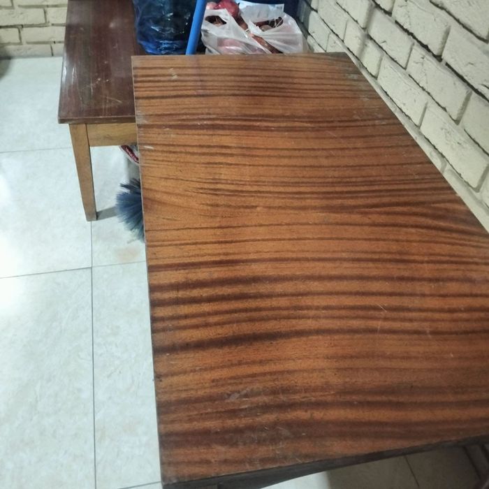 уголок для дачи с письменным столом.