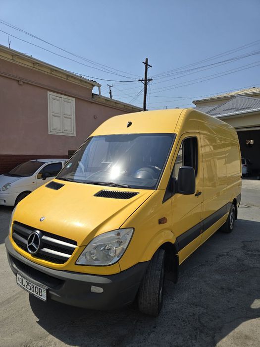 Mercedes Benz sprinter