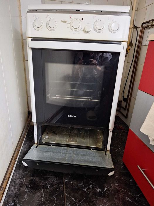 Aragaz Bosch cu 4 ochiuri