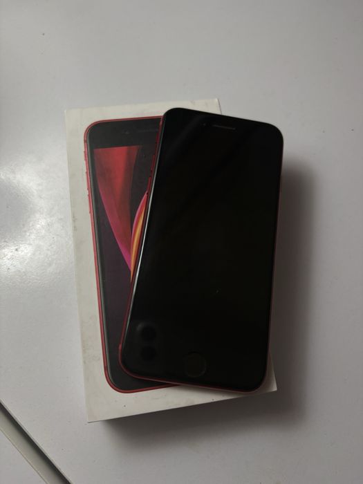 Продам айфон се /Iphone se