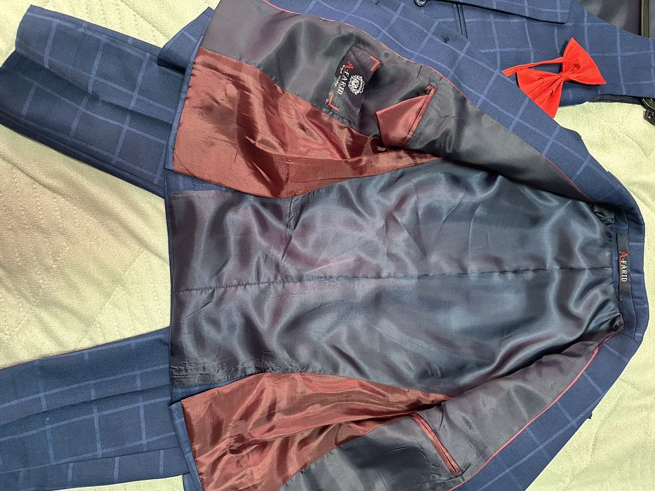 Костюм тройка на мальчика