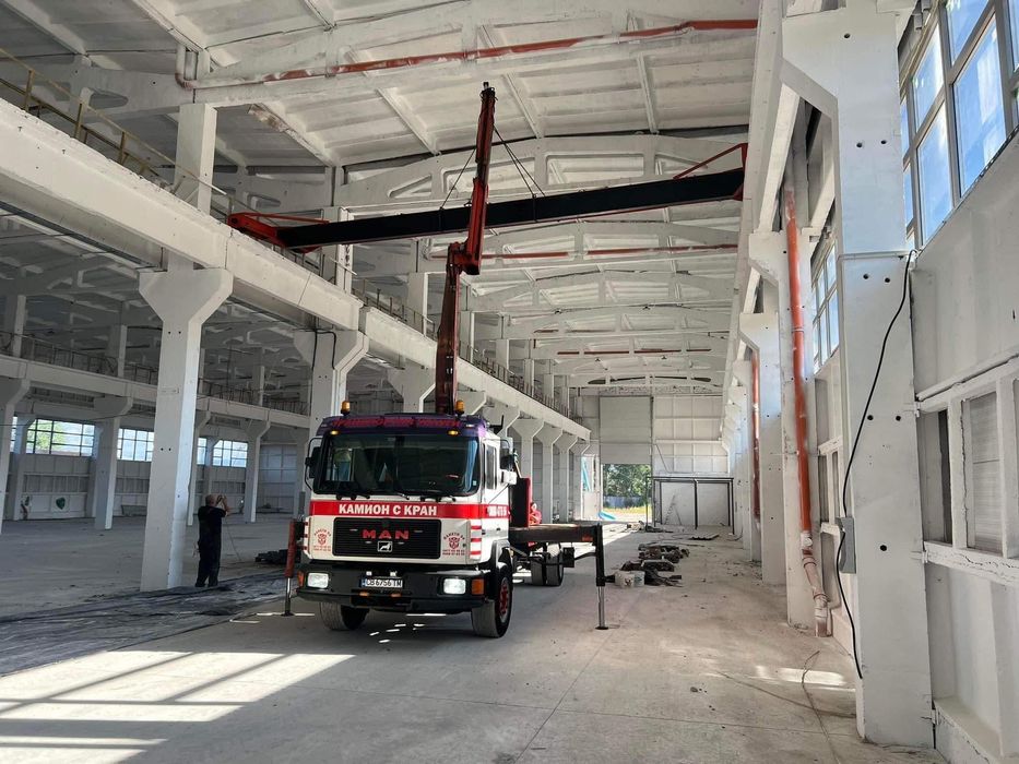 Транспортни услуги - Камион с кран