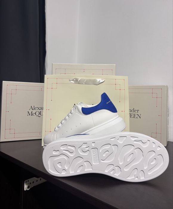 Alexander McQueen Blue