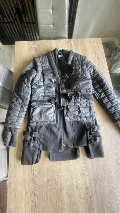 Стильная куртка. Ограниченый выпуск.