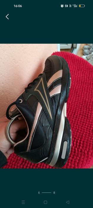 Adidași Reebok nr 37,5 damă