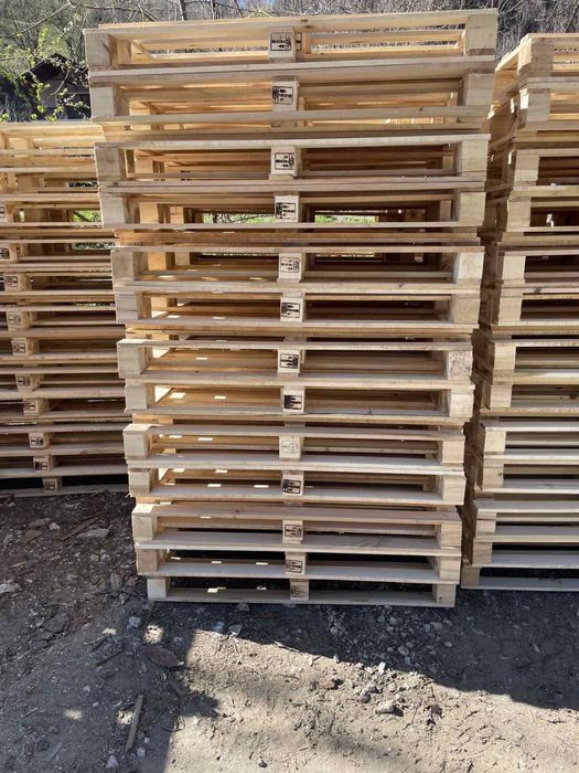 Палети различни размери