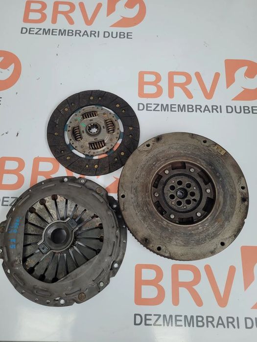 Kit ambreiaj (placa+disc+volanta) pentru Iveco Daily 2,3 motorizare 78