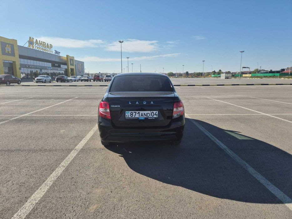 Гранта продам новый