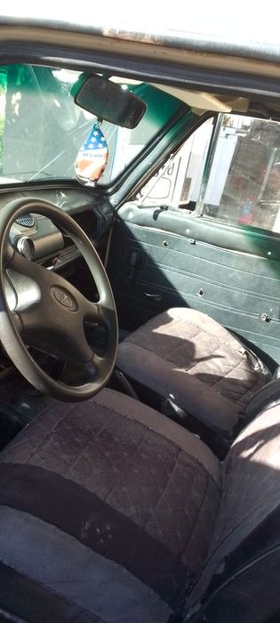 Vaz 2106 sotiladi srochna kelishtirib beraman