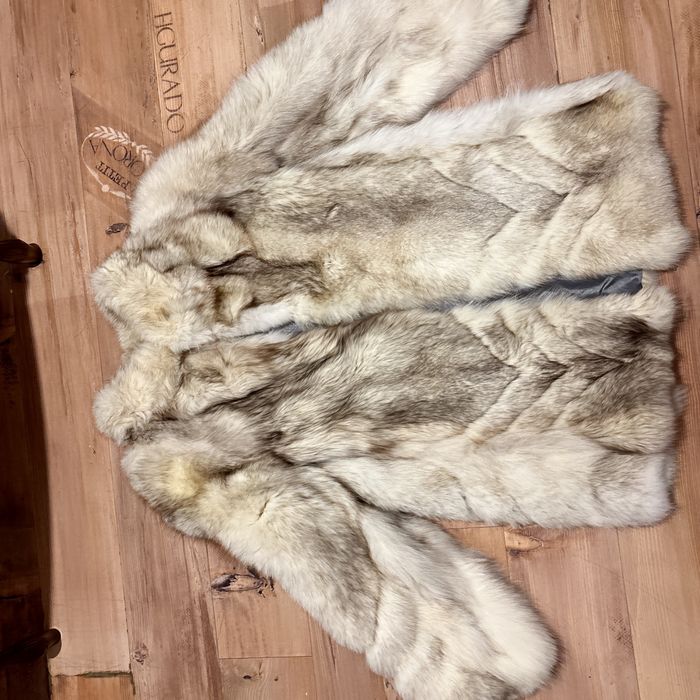 Палто от сребърна лисица