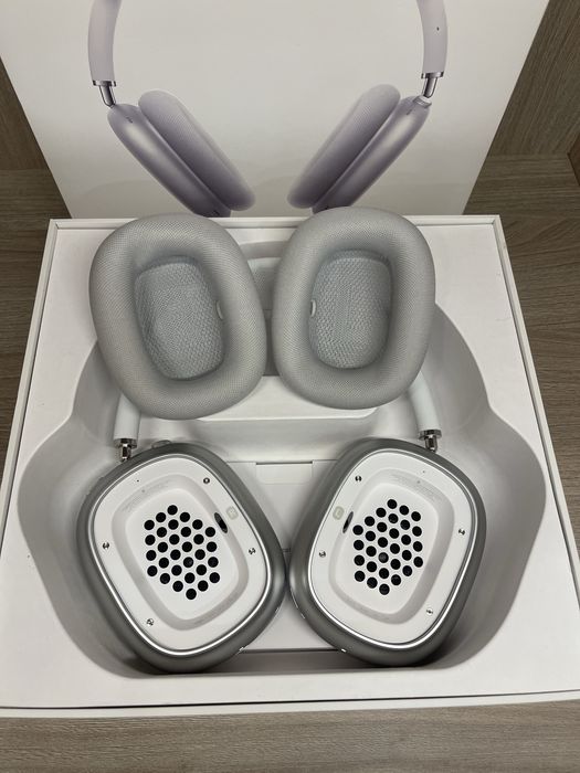 AirPods Max Silver