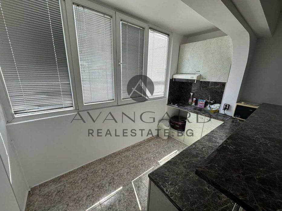 Продава се Двустаен апартамент в Пловдив, Изгрев - 48 кв.м за 1355 €/кв.м - Снимка #5