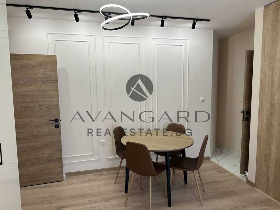 Продава се Двустаен апартамент в Пловдив, Център - 107 кв.м за 2795 €/кв.м - Снимка #9