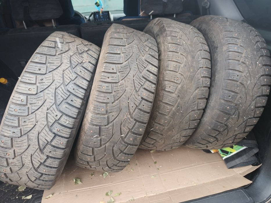 Шины с дисками от хонда CRV 215/65 R16